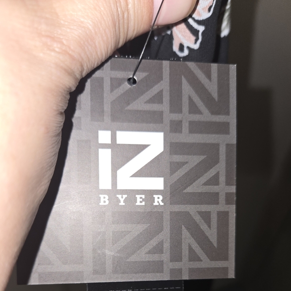 (NWT ) IZ BYER Victorian Lace Rose Blouse - Picture 5 of 6